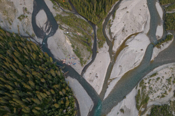 Drone view of the braids of the Wind River, with the group’s canoes looking small in comparison. Photo by Bethany Paquette.