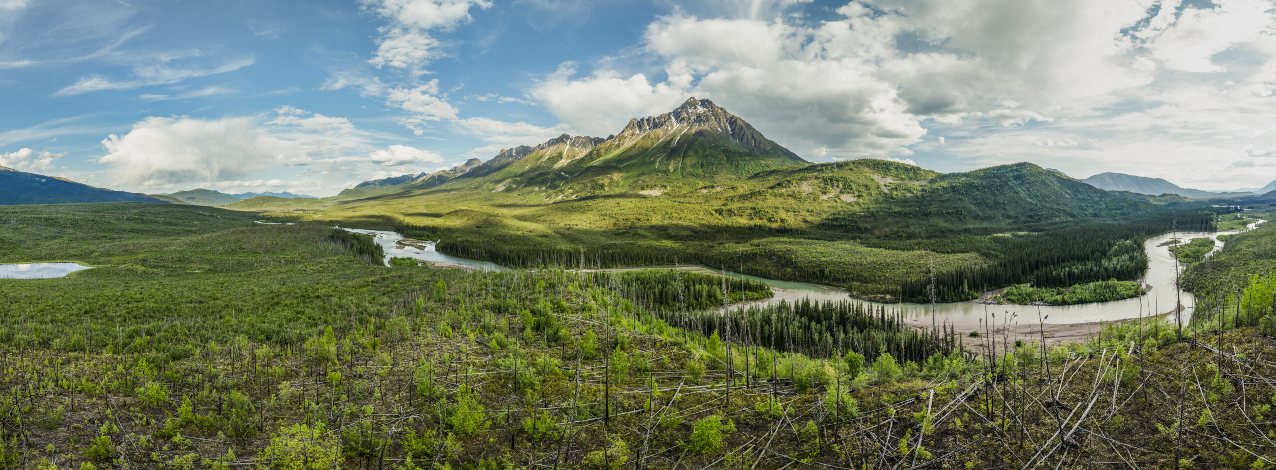 Ddhaw Cho (Ortell Peak) panorama, photo by Malkolm Boothroyd.